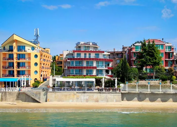 Petrov Family מלון 3*