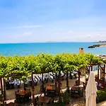 Hotel Petrov Family Nesebar