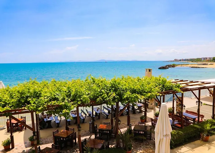 Hotel Petrov Family Nessebar