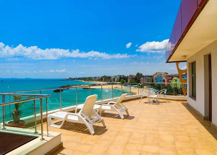 Petrov Family 3* Nessebar